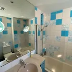 Marina Pool & Sea شقة