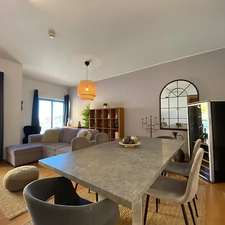 Apartment Marina Pool & Sea *