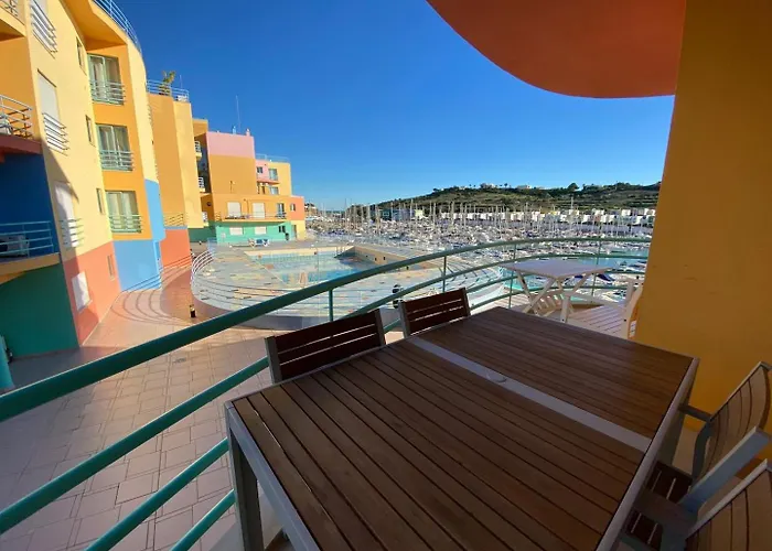 Appartement Marina Pool & Sea